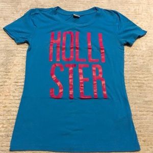 Hollister tee